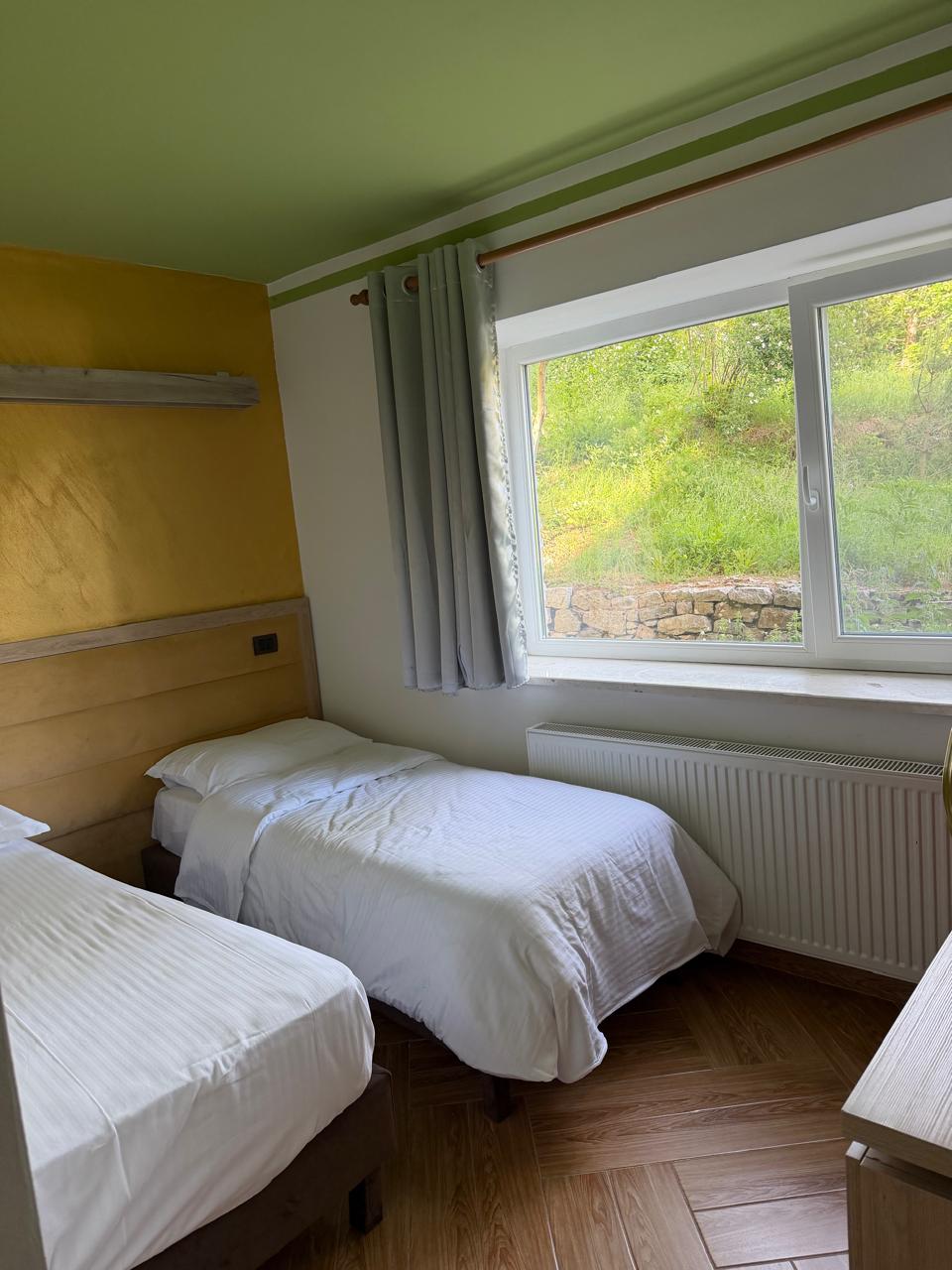 Single Room — Dhoma Teke